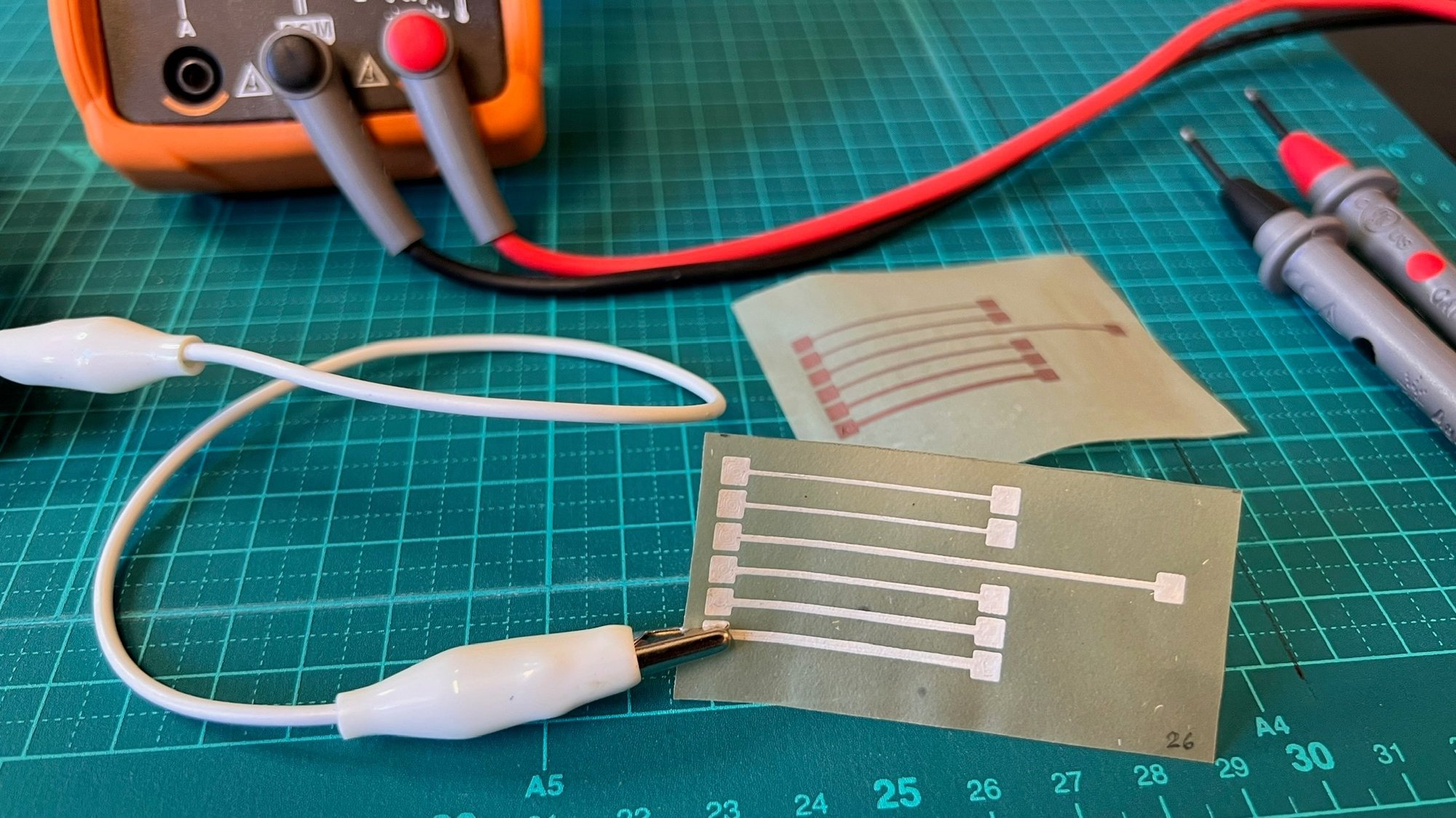 Tangho NanoPaper - Alligator Clip Tangho NanoPaper - Alligator Clip